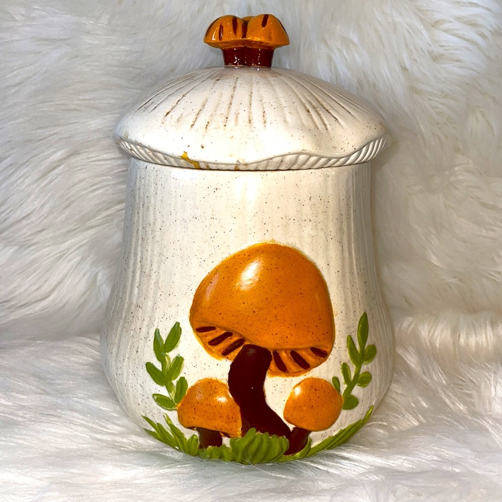 Arnels Vintage Retro Mushroom Canister Cookie Jar